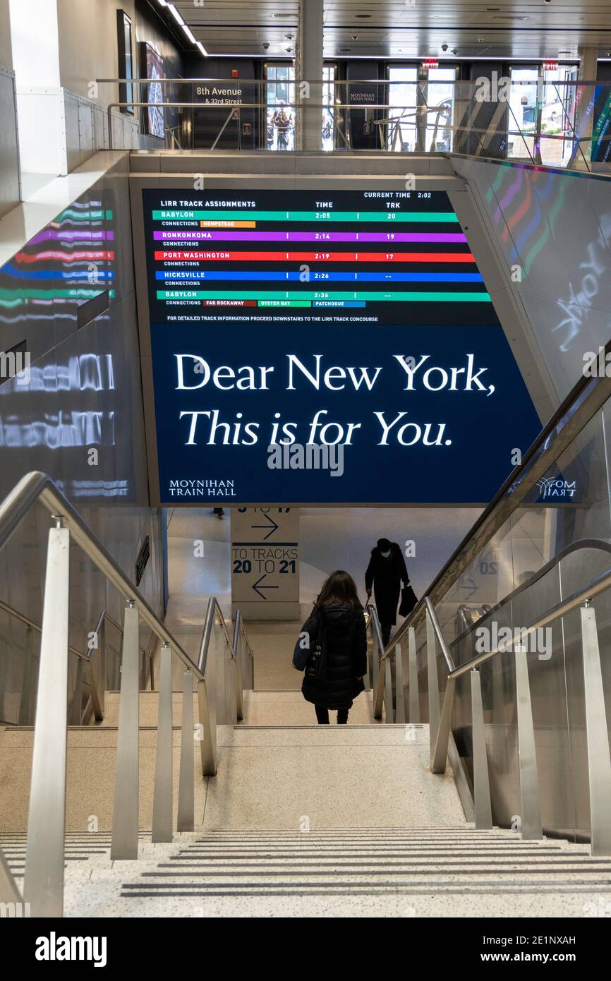 Il Moynihan Train Hall (MTH) si trova nello storico edificio dell'ufficio postale di James A. Farley, New York City, USA Foto Stock