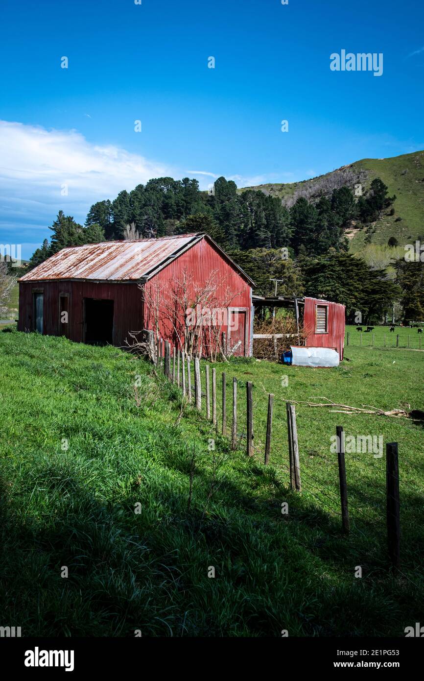 Granaio rosso, Wimbledon, distretto di Tararua, Isola del Nord, Nuova Zelanda Foto Stock