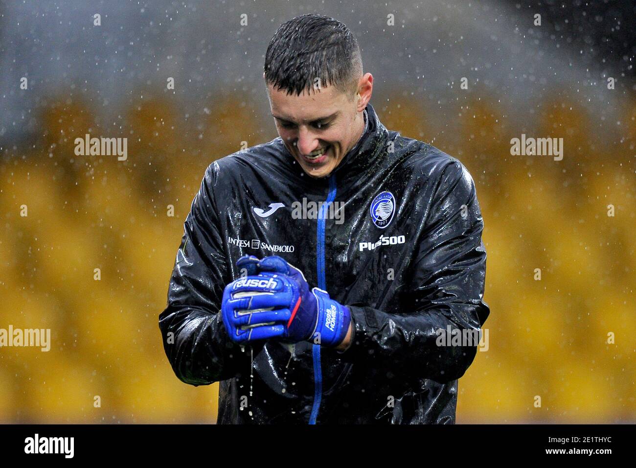 Benevento, Italia. 09 gennaio 2021. Pierluigi Gollini giocatore di Atalanta, durante la partita della serie a tra Benevento e Atalanta risultato finale 1-4, partita disputata allo stadio Ciro Vigorito di Benevento. Italia, 09 gennaio 2021. (Foto di Vincenzo Izzo/Sipa USA) Credit: Sipa USA/Alamy Live News Foto Stock