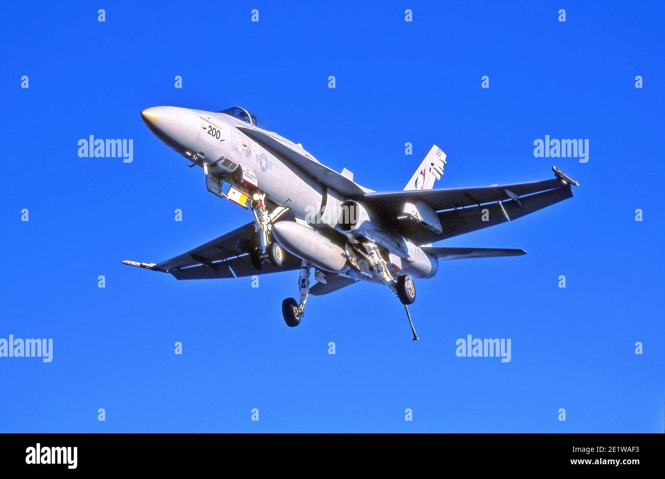 McDonnell Douglas--Boeing F/A 18 Hornet Multi-Role Navy-Marine vettore capace di caccia / attacco aereo. Foto Stock