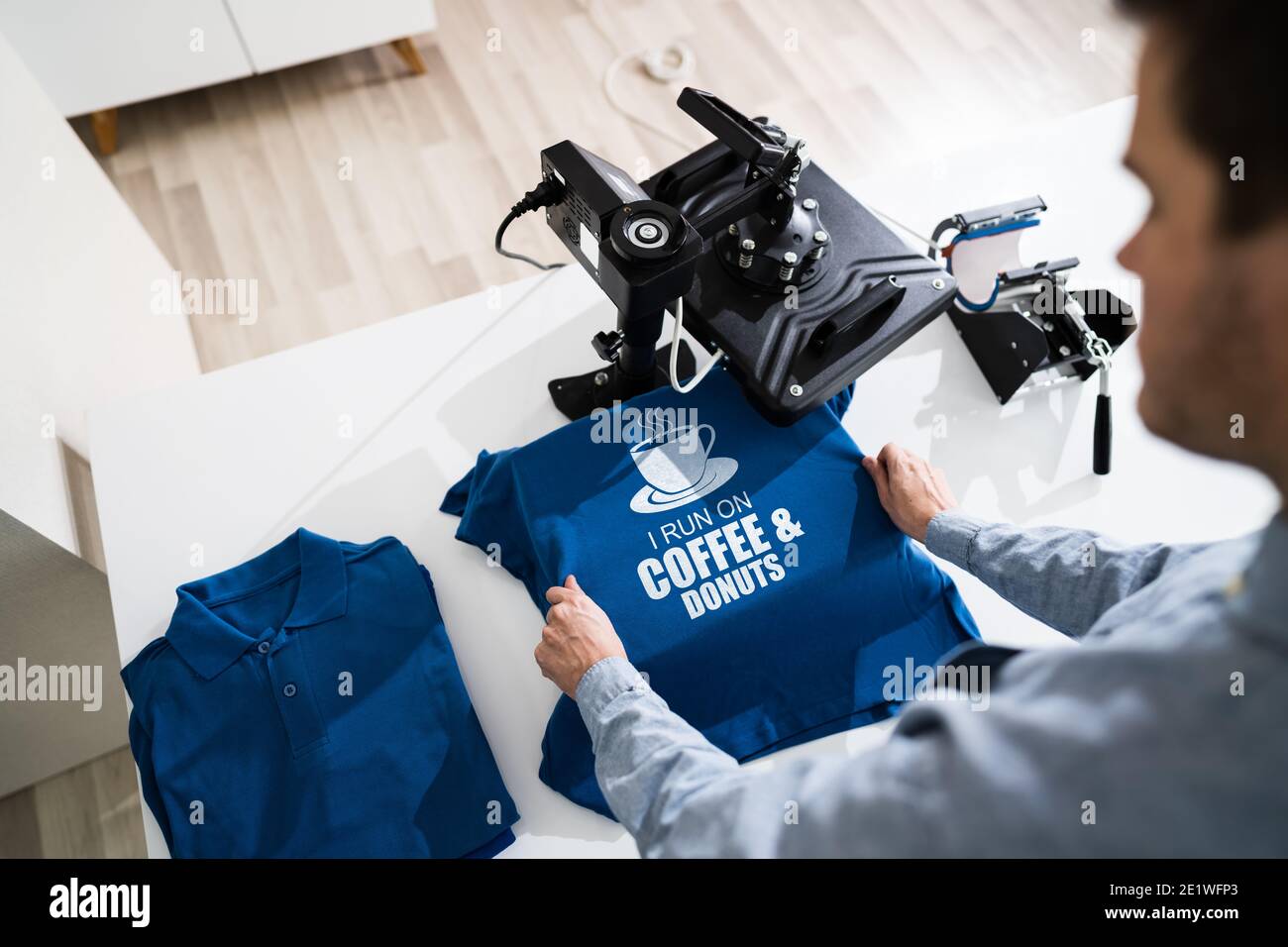 Stampa di magliette con trasferimento termico. Merchandising TShirt Foto Stock
