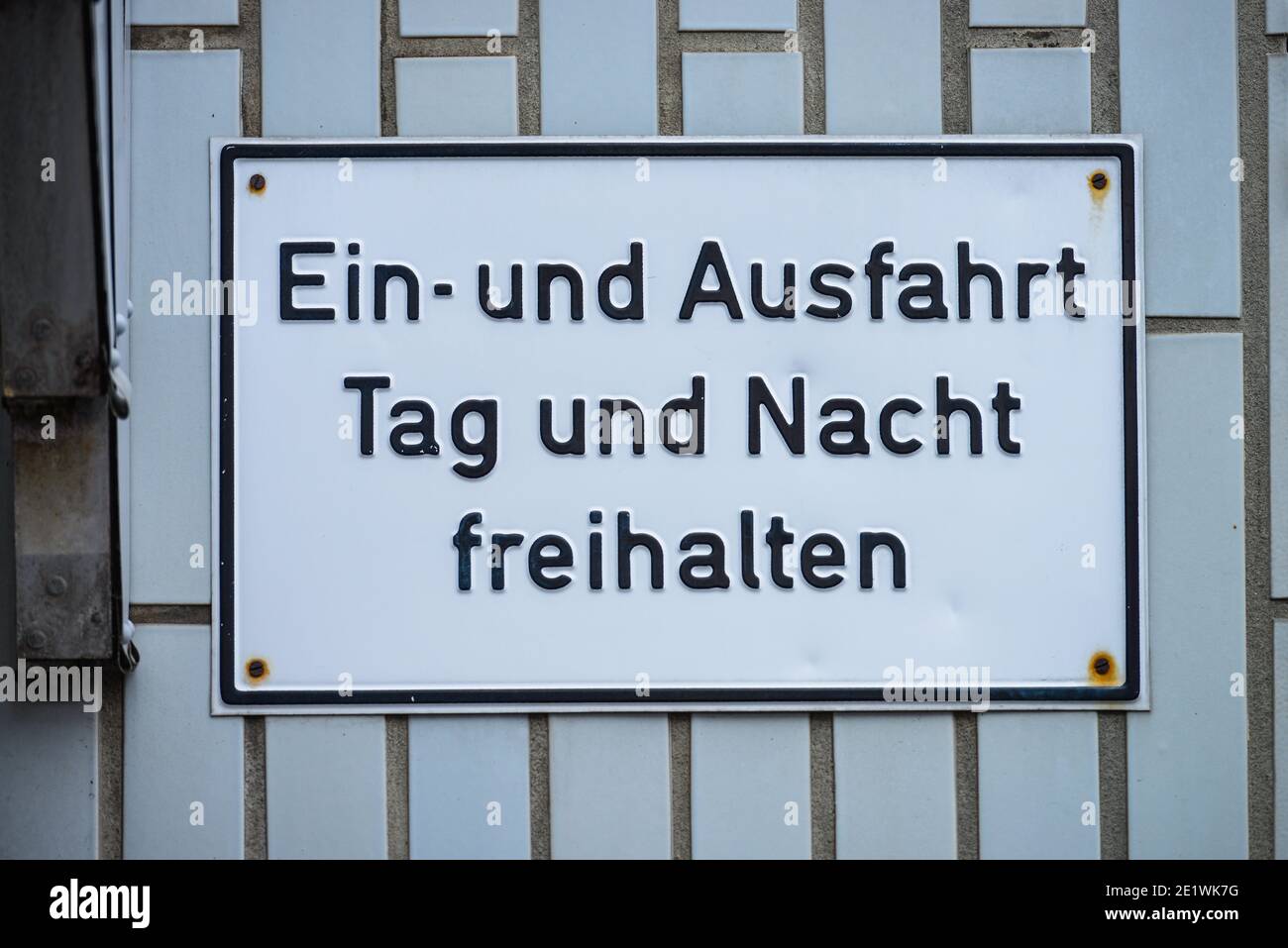 Einfahrt, Schild, Suelzburgstrasse, Suelz, Koeln, Nordrhein-Westfalen, Deutschland Foto Stock