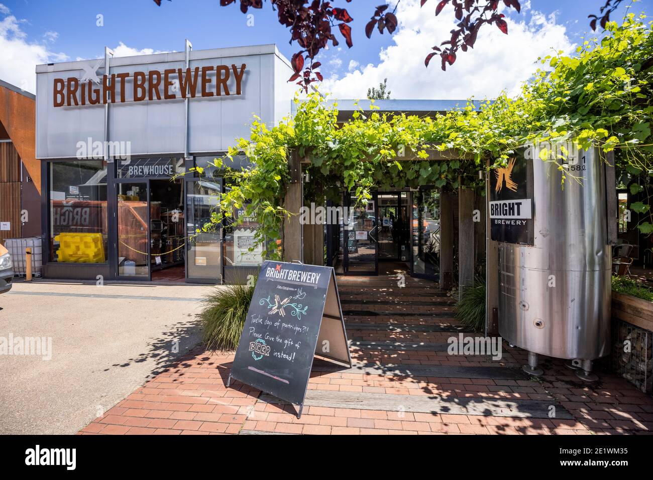 22 Dicembre 2020 Bright Australia : veduta esterna della famosa Bright Brewery, Bright, Australia Foto Stock