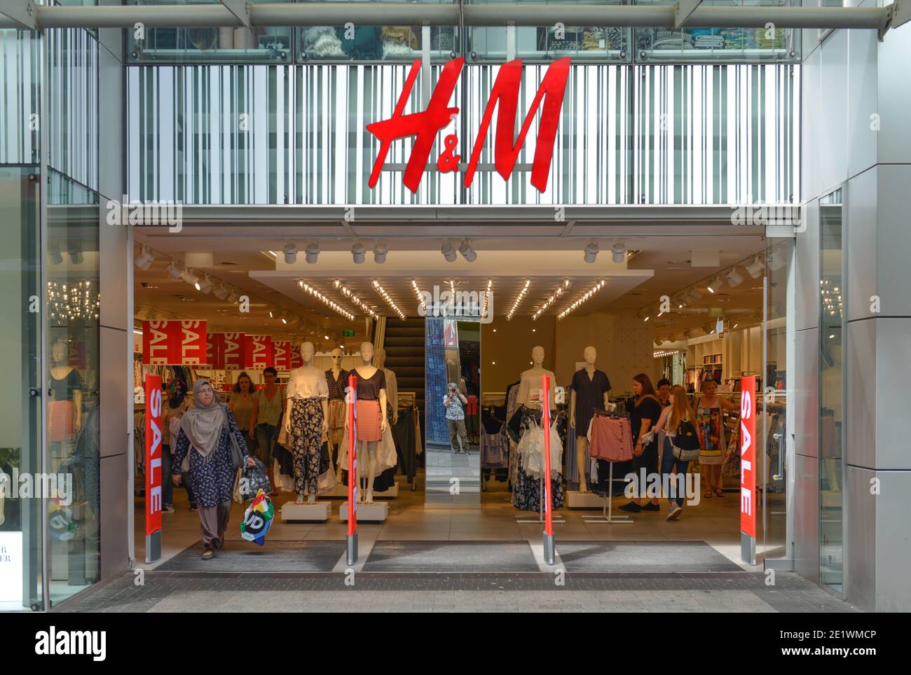 H & M, Hohe Strasse, Koeln, Nordrhein-Westfalen, Deutschland Foto Stock
