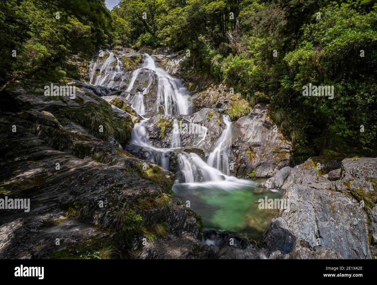 Cascate Fantail Falls, Makarora River, Wanaka, West Coast, South Island, Nuova Zelanda Foto Stock