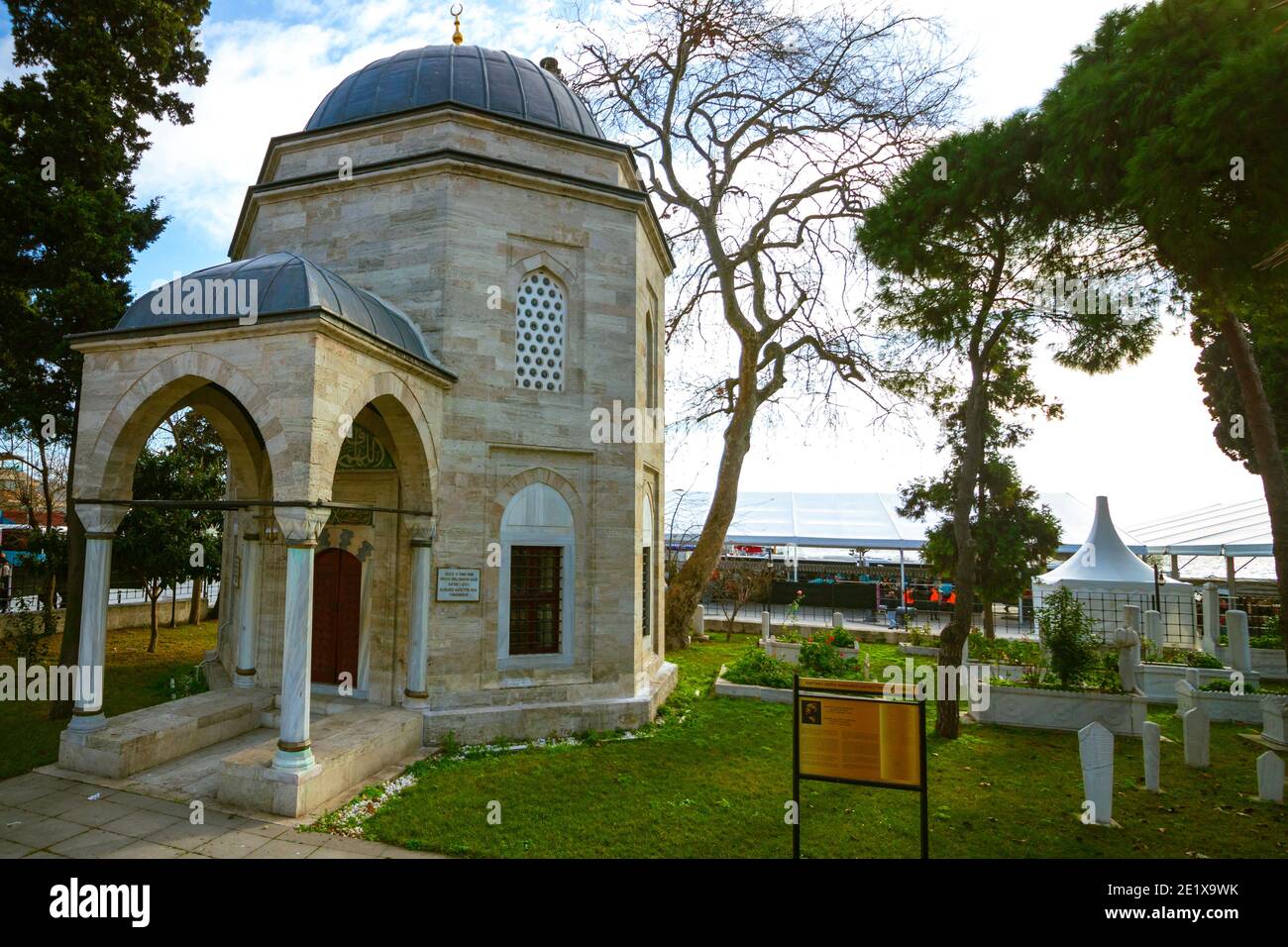 Tomba di Barbaros Hayreddin Pasha a Besiktas Foto Stock