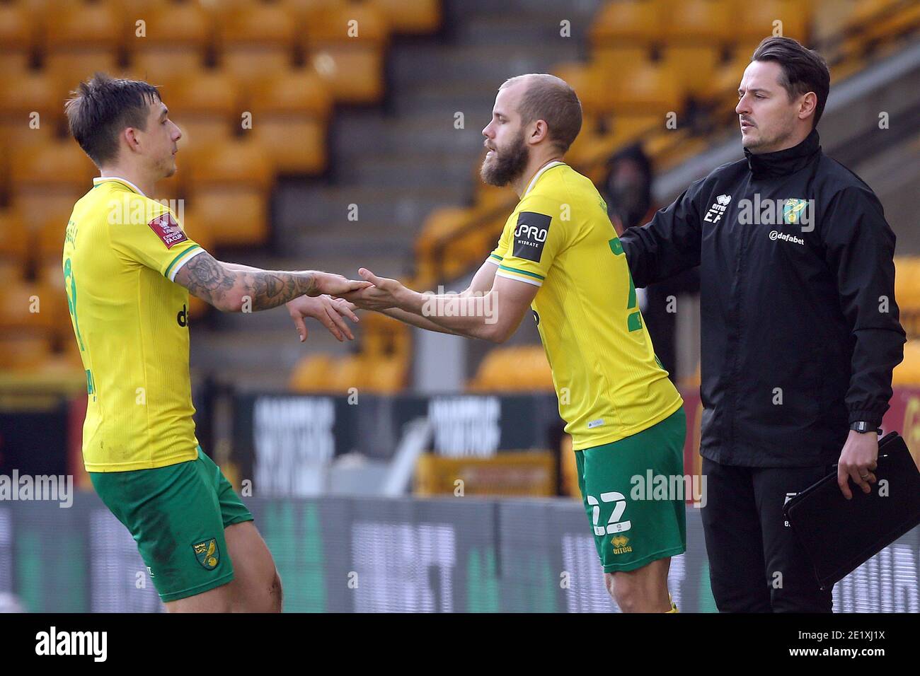 Norwich, Regno Unito. 09 gennaio 2021. Jordan Hugill di Norwich è sostituito da Teemu Pukki di Norwich durante la partita della fa Cup a Carrow Road, Norwich Picture di Paul Chesterton/Focus Images/Sipa USA 09/01/2021 Credit: Sipa USA/Alamy Live News Foto Stock