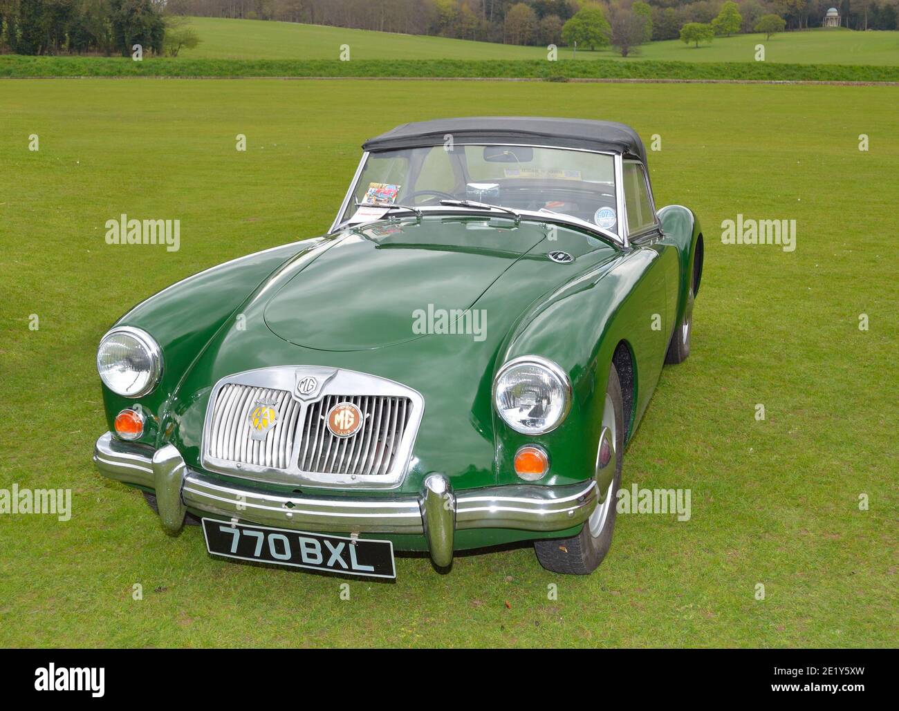 Classic Green MG UNA vettura sportiva. Foto Stock