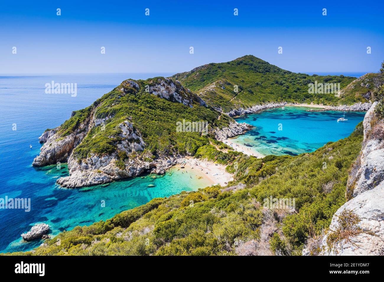 Corfù, Grecia. Vista aerea della spiaggia di Porto Timoni. Foto Stock