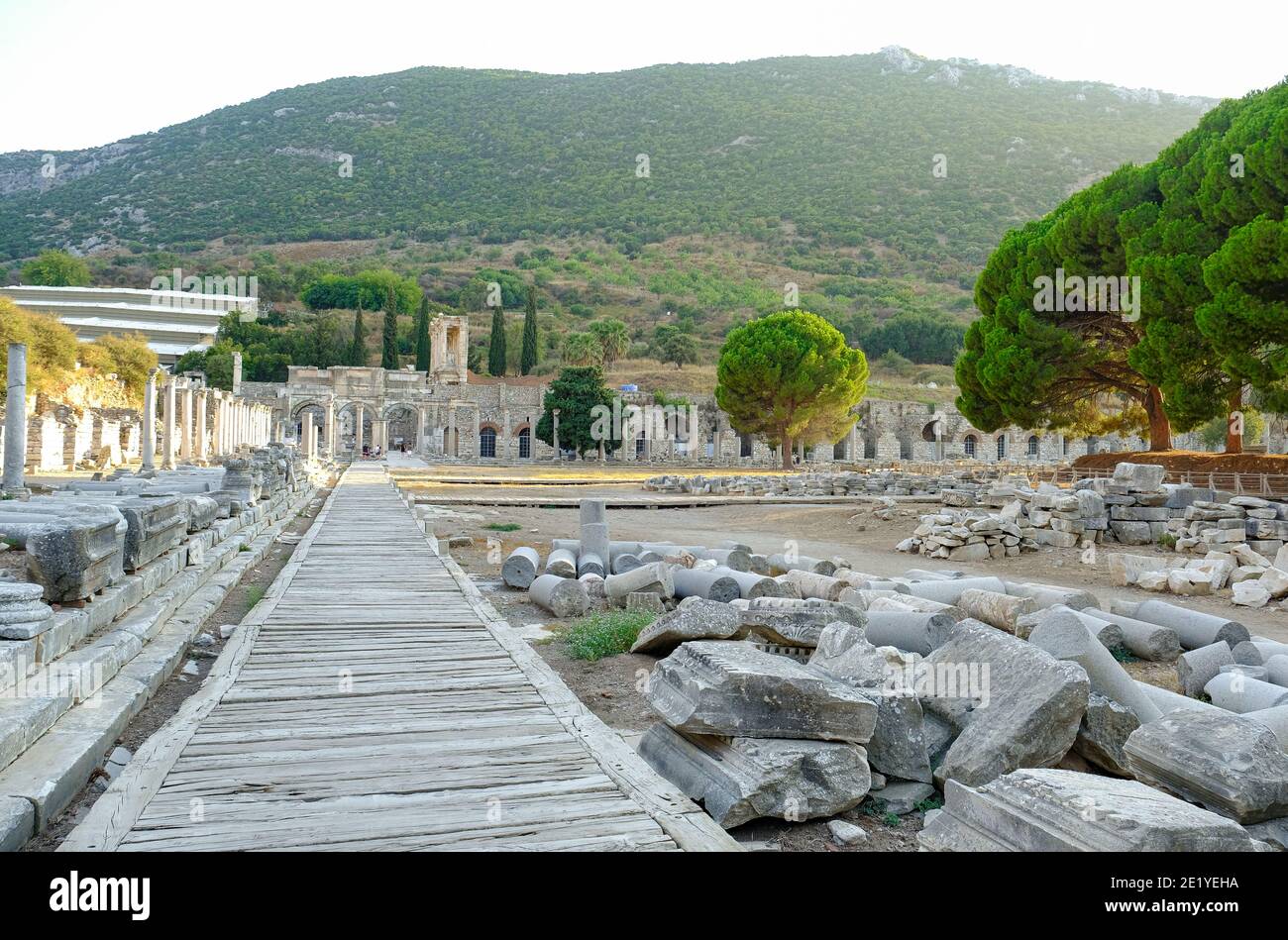 Efeso Antica Città e strutture marmoree a Smirne, Turchia - Ottobre, 2020. Foto Stock