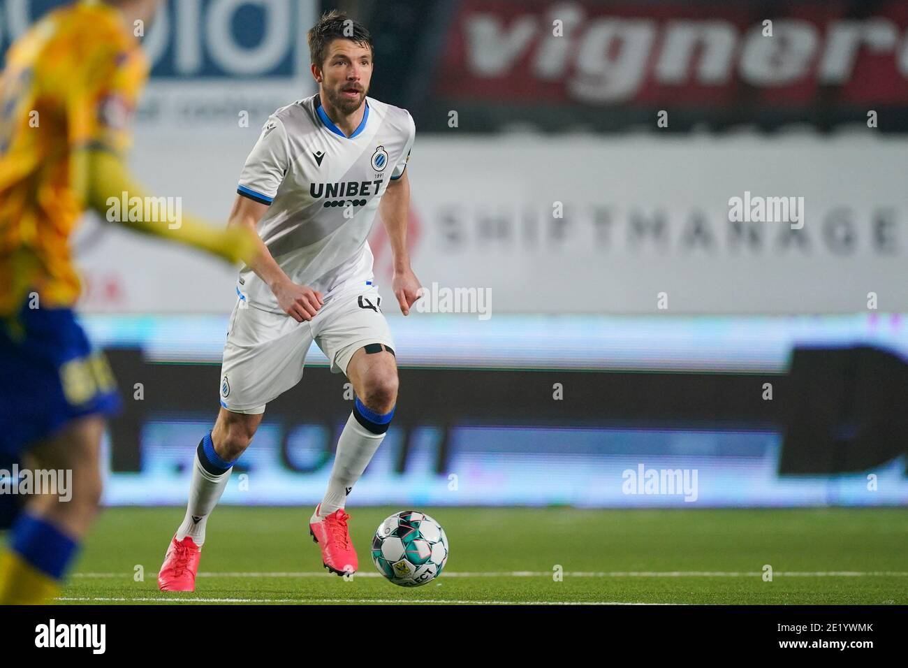 SINT TRUIDEN, BELGIO - GENNAIO 10: Brandon Mechele del Club Brugge durante la Pro League match tra STVV e Club Brugge a Stayen il 10 gennaio 2021 a Sint Truiden, Belgio (Foto di Jeroen Meuwsen Fotografie/BSR AgencyOrange PicturesAlamy Live News) Foto Stock