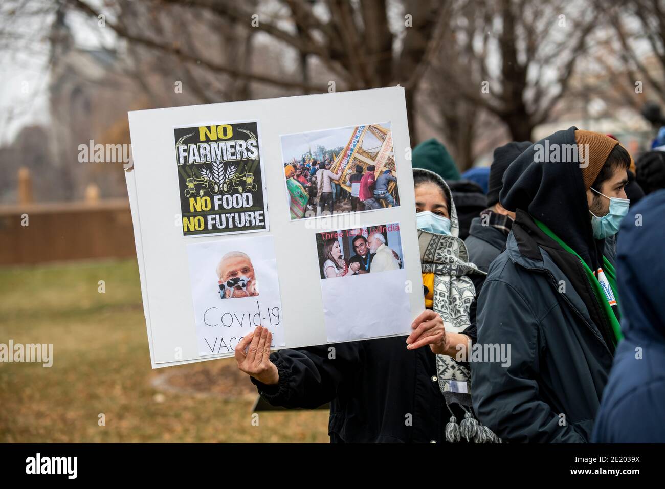 St. Paul, Minnesota. I sikh-americani organizzano una manifestazione di protesta per salvare gli agricoltori contro le leggi agricole in India. Foto Stock