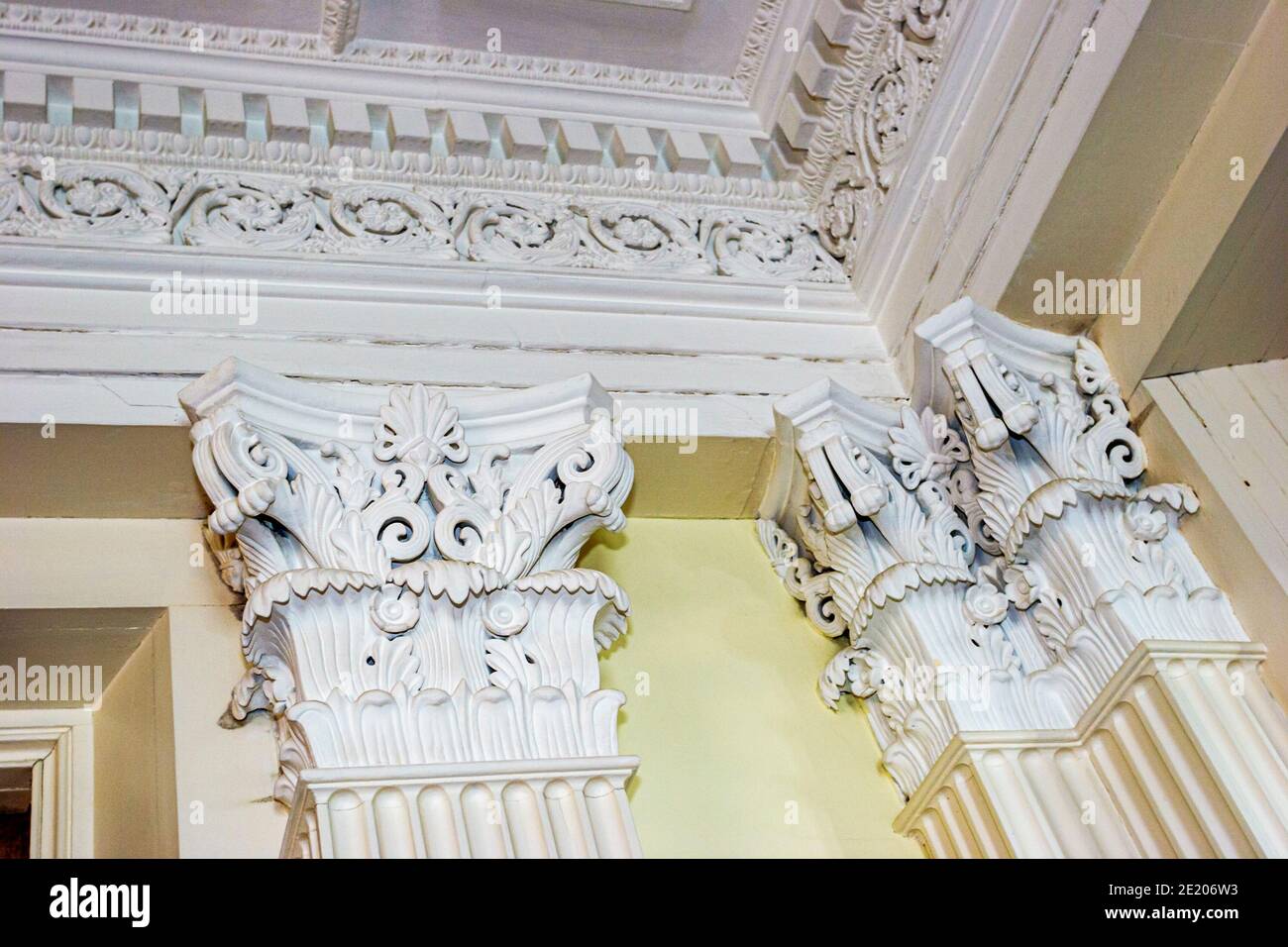 Alabama Demopolis Gaineswood Greek Revival Mansion 1861, dettaglio interno corona stampaggio cornice, casa storica, Foto Stock