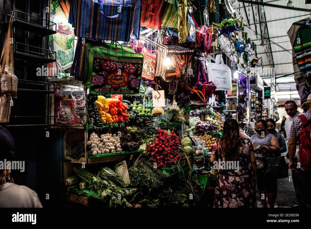 Oaxaca, Oaxaca / Messico - 01/05/2021: Fotografia di dettaglio del mercato Novembre 20 a Oaxaca Messico Foto Stock