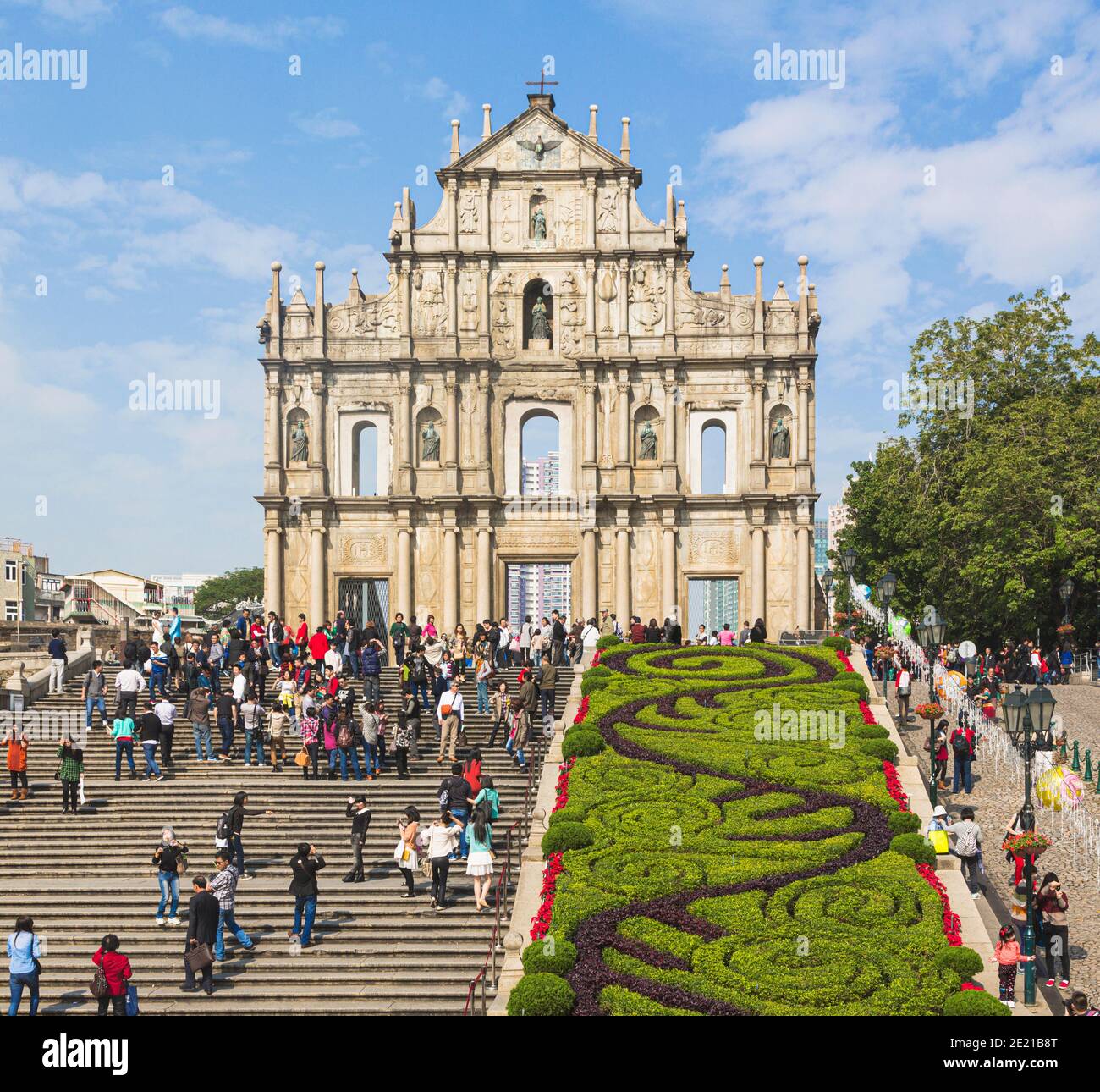 Macao, Cina. Rovine della cattedrale di San Paolo del XVII secolo. Ruinas do Sao Paulo. Rimane solo la facciata. San Paolo fa parte della storia Foto Stock