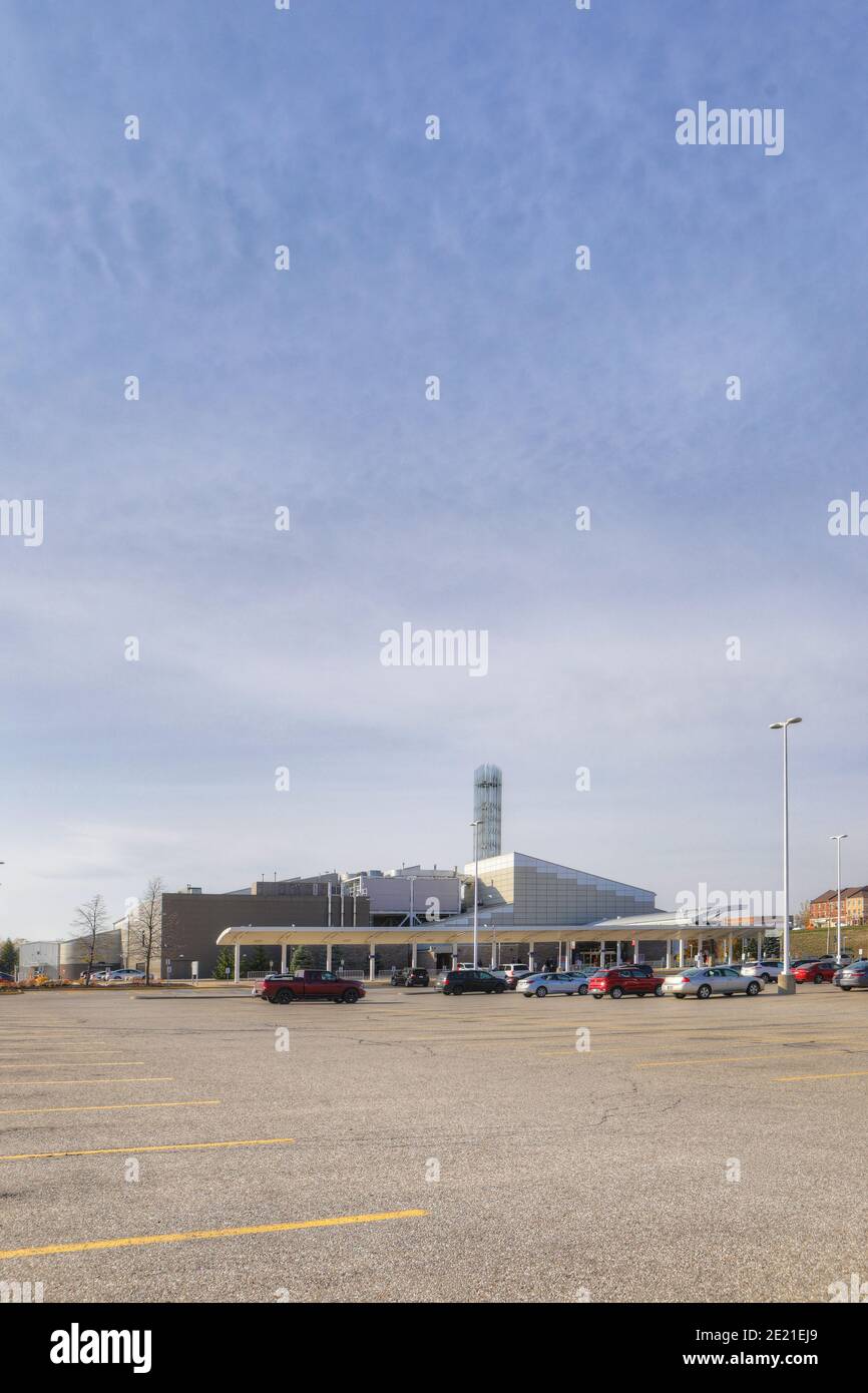 Un verticale di Elements Casino a Brantford, Ontario, Canada Foto Stock