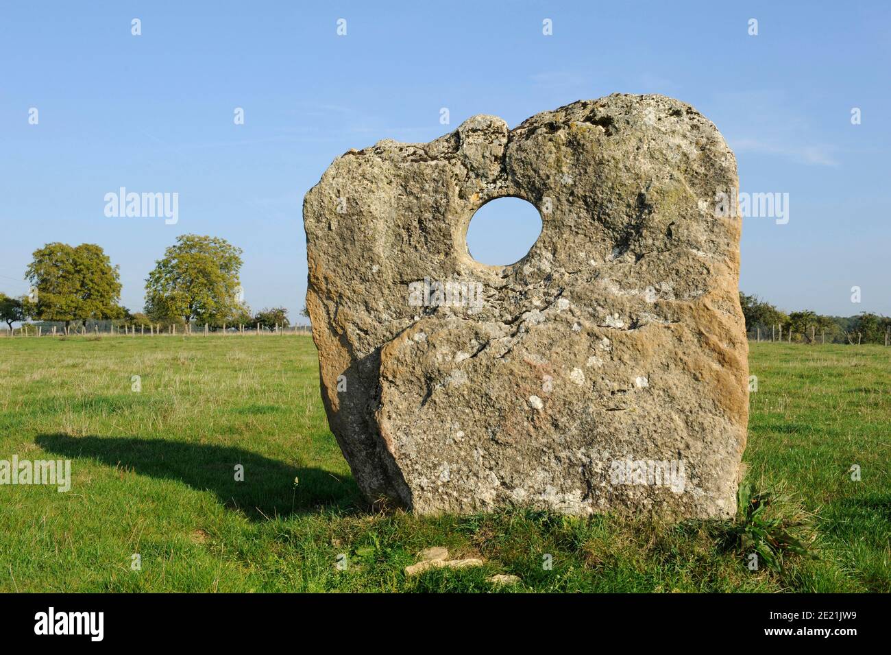 L'Aroz forò la pietra nel dipartimento dell'alta Saone (Francia nord-orientale) Foto Stock
