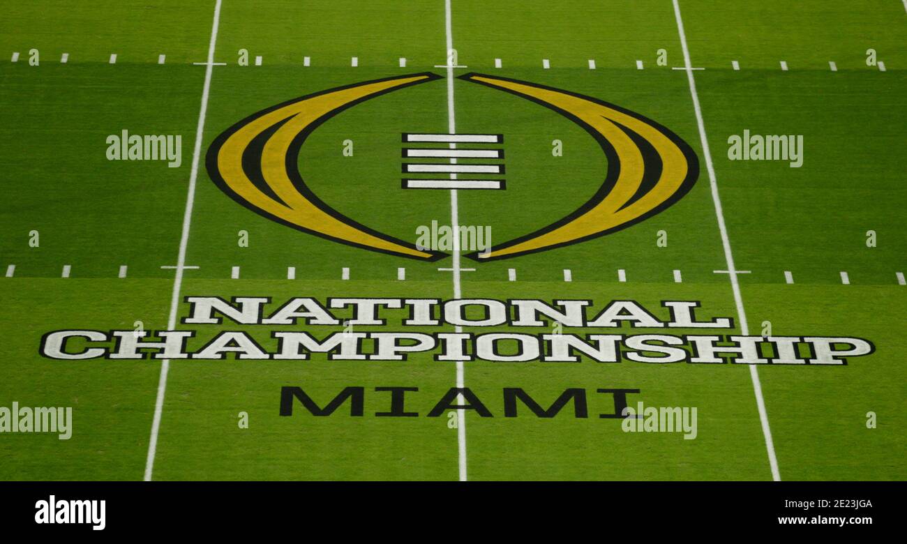 11 gennaio 2021: Alla NCAA Football 2021 CFP National Championship game tra Ohio state e Alabama all'Hard Rock Stadium di Miami Gardens, Florida. Terreni JP Waldron/Cal Sport Foto Stock