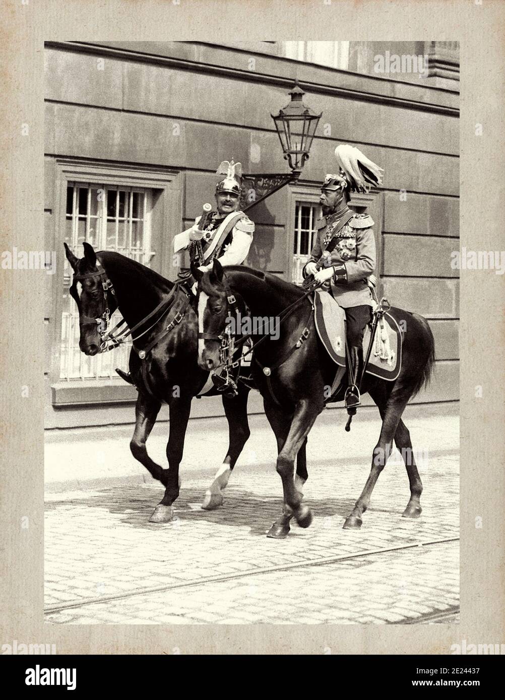 Wilhelm II o di Guglielmo II (1859 - 1941), l'ultimo imperatore tedesco (Kaiser) e il re di Prussia e George V (1865 - 1936), il Re del Regno Unito un Foto Stock