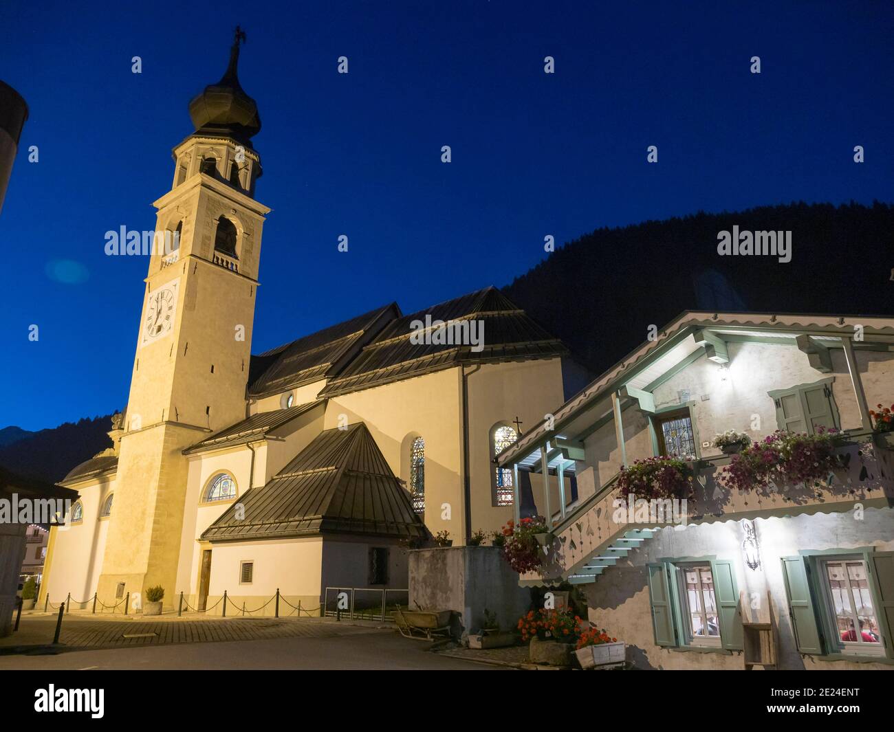 La chiesa di canale d'Agordo in Val Biois . Europa, Europa centrale, Italia Foto Stock