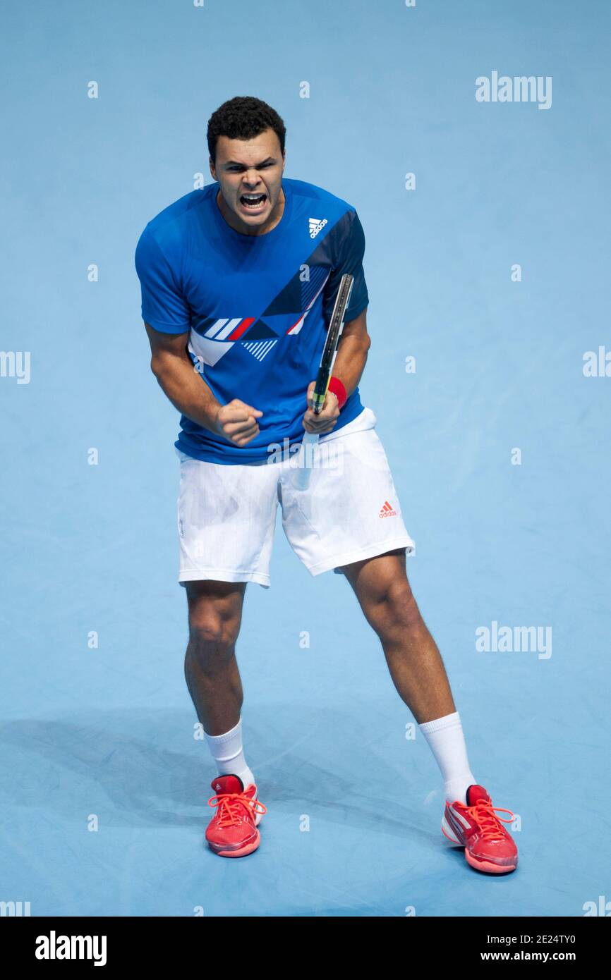 Jo-Wilfried Tsonga in azione alle finali dell'ATP World Tour Foto Stock