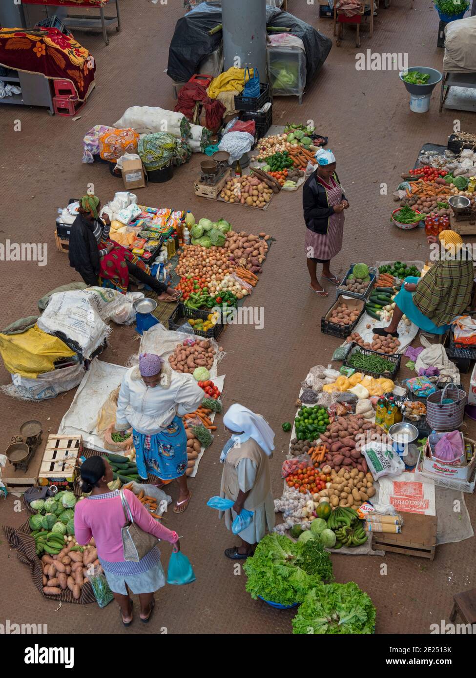 Il mercato. Città di Assomada (Somada). Isola di Santiago (Ilha de Santiago), Isole di Capo Verde nell'Atlantico equatoriale. Foto Stock