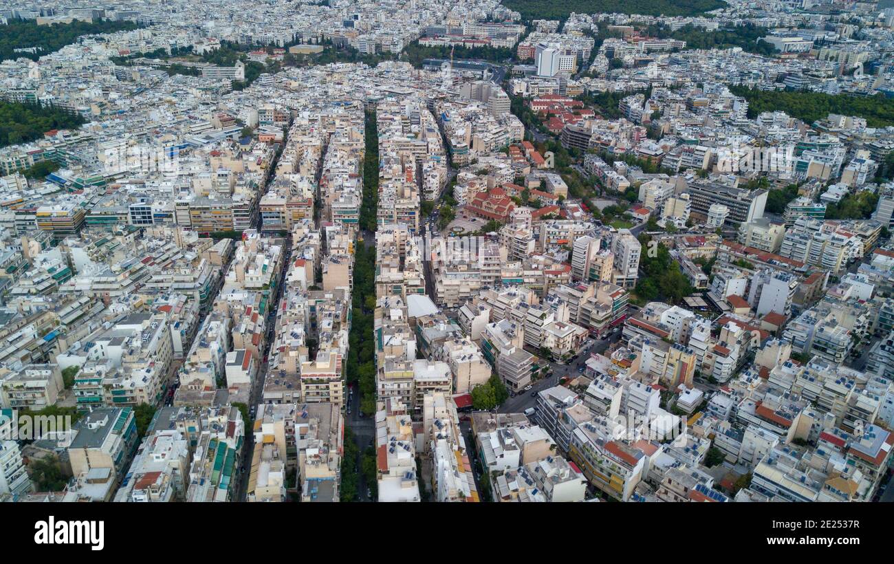 Vista drone degli edifici di Atene sotto la luce del sole in Grecia -  perfetto per gli sfondi Foto stock - Alamy
