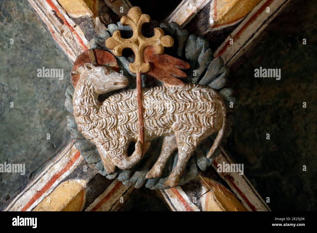 Romaimotier Abbey Church. Vault delle nervature. Agnello di Dio, Agnus dei. Svizzera. Foto Stock