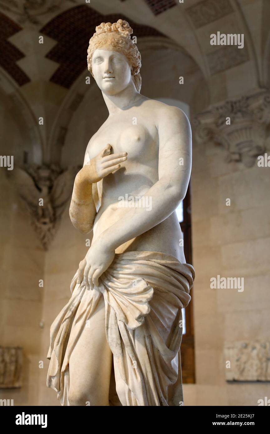 Museo del Louvre, Parigi, Francia. Venere, marmo, 16 ° secolo copia di un'opera inventata in età ellenistica (Afrodite). Foto Stock
