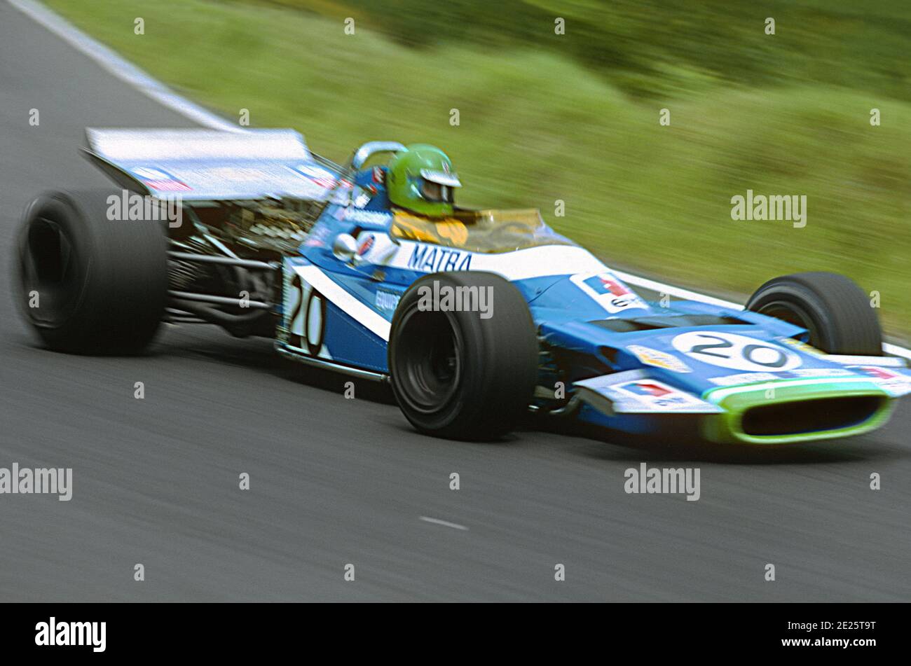 Henri PESCAROLO guida la Matra F1 a piena velocità durante il Gran Premio di Francia 1970, sul circuito di Charade vicino a Clermont-Ferrand. Foto Stock