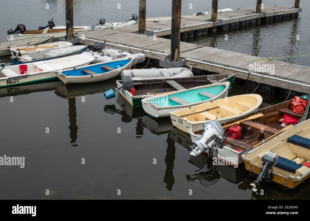 Rye NH ha un piccolo porto interno con un cantiere commerciale e molo. E' anche usato da tour boats e pescatori sportivi. Molto occupato nel mese del caldo. Foto Stock