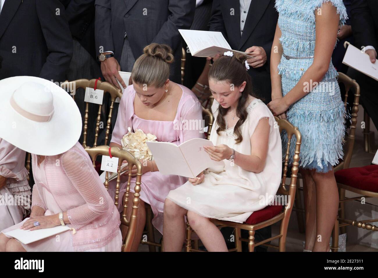 Camille Gottlieb, Principessa Alexandra di Hannover, partecipa alle nozze del Principe Alberto II di Monaco e di Charlene Wittstock nella Cour d’Honneur del Palazzo, Monte Carlo, Monaco, il 02 luglio 2011. Foto di Frederic Nebinger/ABACAPRESS.COM Foto Stock