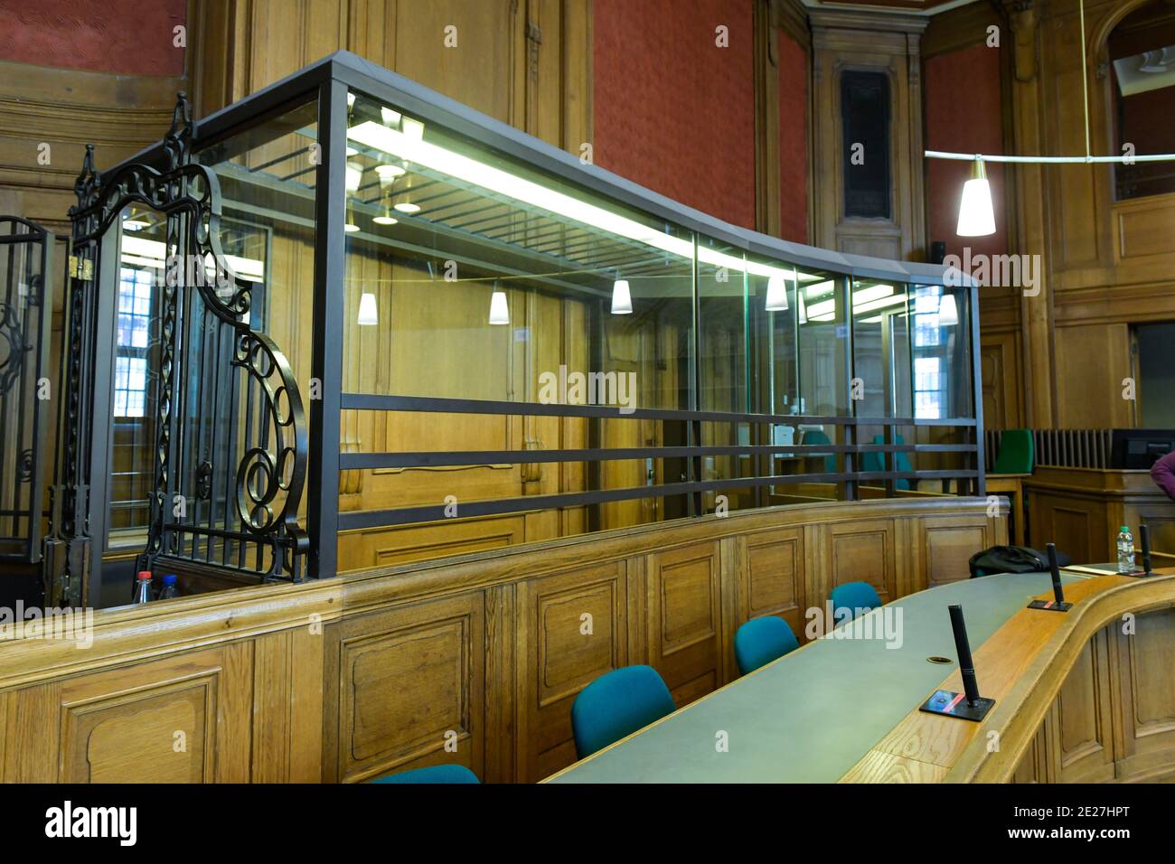 Saal 500, Platz des Angeklagten, Kriminalgericht, Turmstrasse, Moabit, Mitte, Berlino, Germania Foto Stock