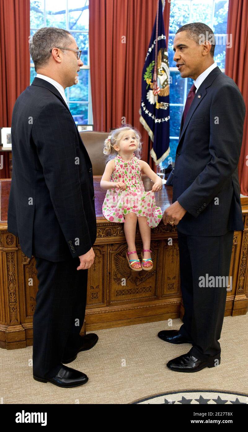 IL presidente DEGLI STATI UNITI Obama ha trascorso l'ultima settimana alla Casa Bianca a Washington, DC, USA il 7 agosto 2011, prima di andare in una breve vacanza di 5 giorni a Martha's Vineyard per un po' di riposo. La sua settimana è stata molto impegnata in tutti gli aspetti politici degli Stati Uniti in America e nel mondo. Foto di White House Pool/ABACAPRESS.COM Foto Stock