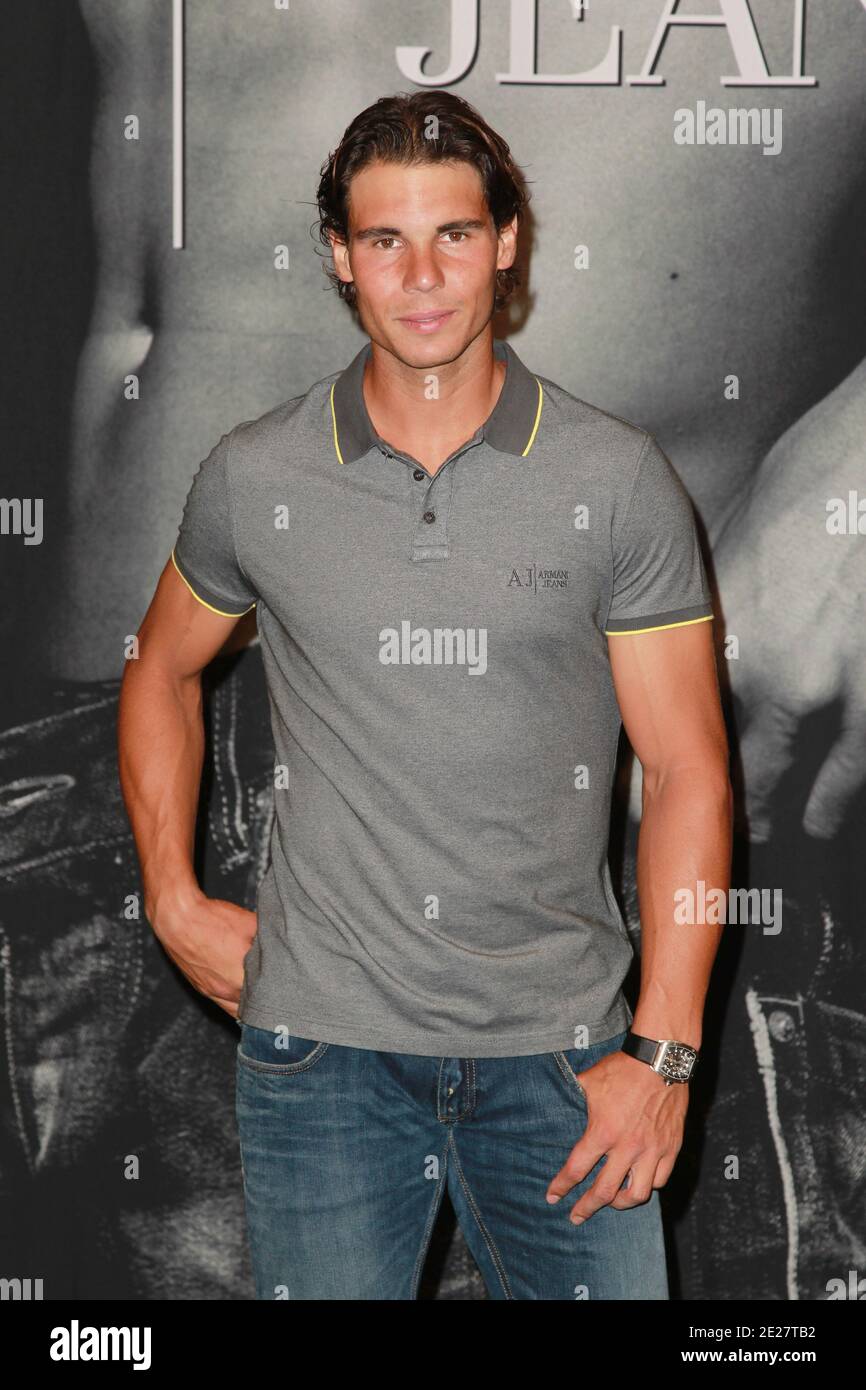 Rafael Nadal rivela la sua nuova campagna pubblicitaria per Armani Jeans in Macy's Herald Square a New York City, NY, USA il 25 agosto 2011. Foto di Elizabeth Pantaleo/ABACAPRESS.COM Foto Stock