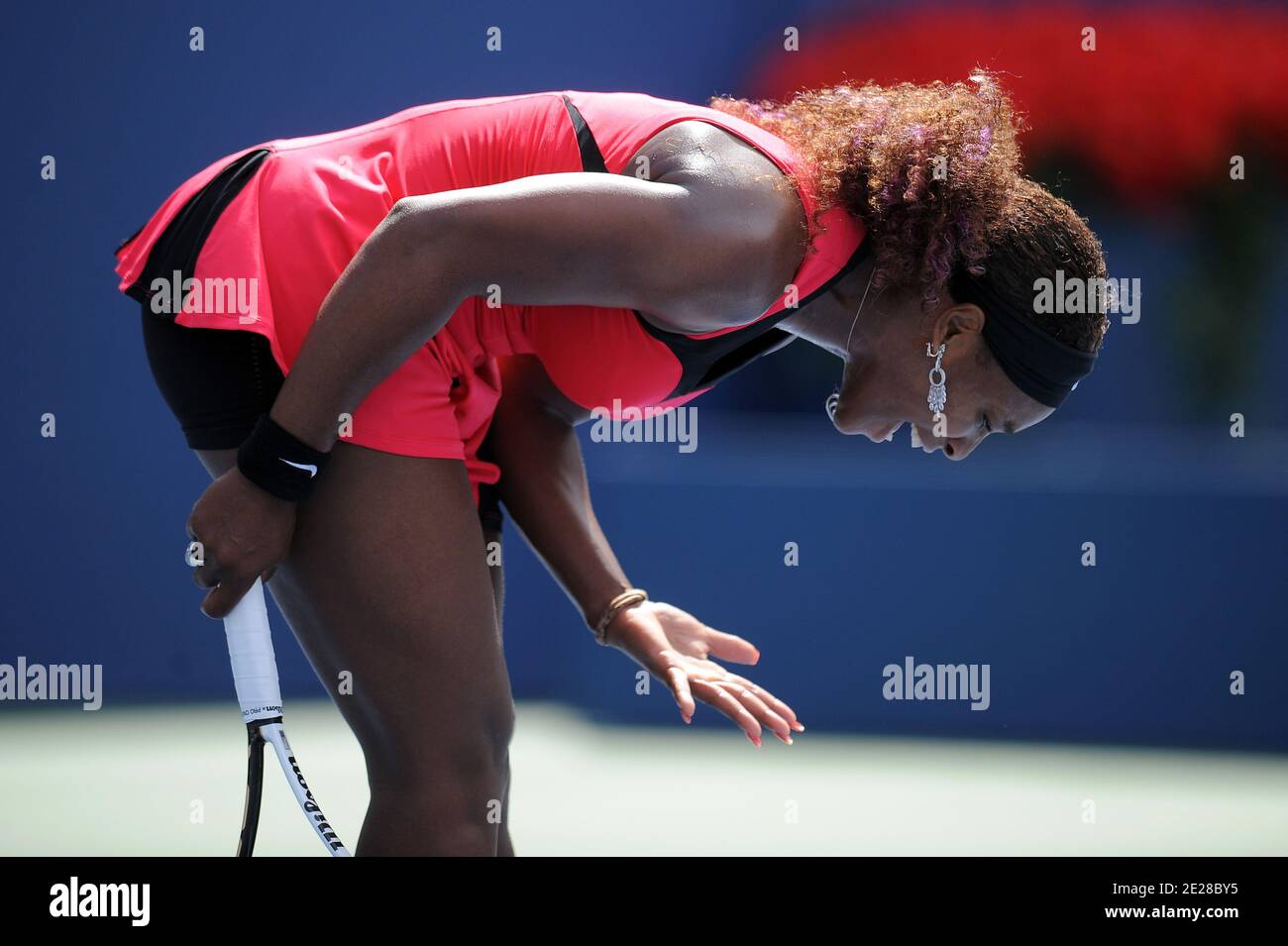 La Serena Williams degli Stati Uniti sconfigge l'Anastasia Pavlyuchenkova della Russia durante il Day Eleven della partita US Open del 2011 presso l'USTA Billie Jean King National Tennis Center, Flushing Meadows a New York City, NY, USA, l'8 settembre 2011. Foto di Mehdi Taamallah/ABACAPRESS.COM Foto Stock