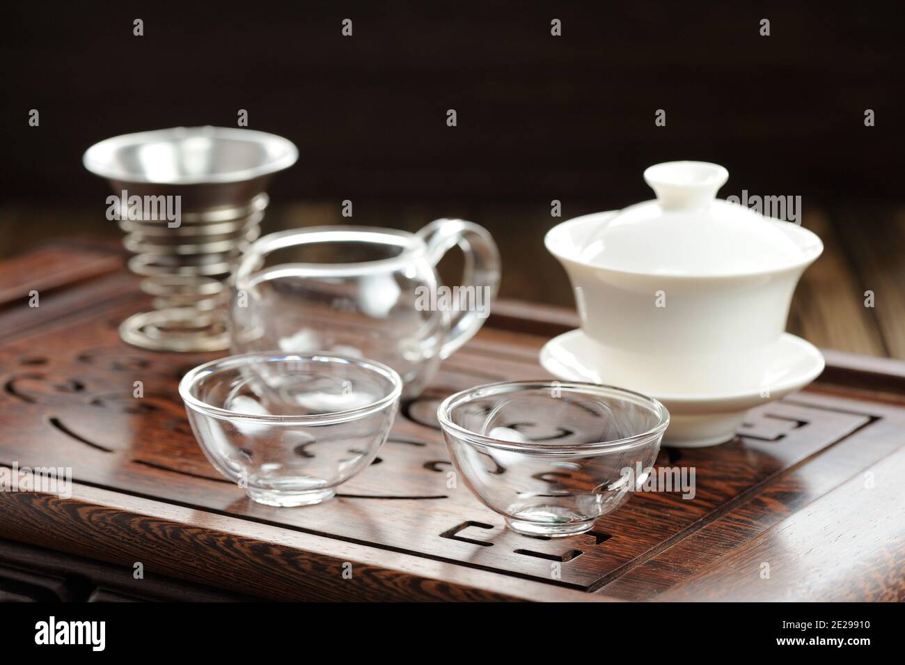 Cerimonia del tè cinese con haiwan e teaware di vetro orizzontale Foto Stock