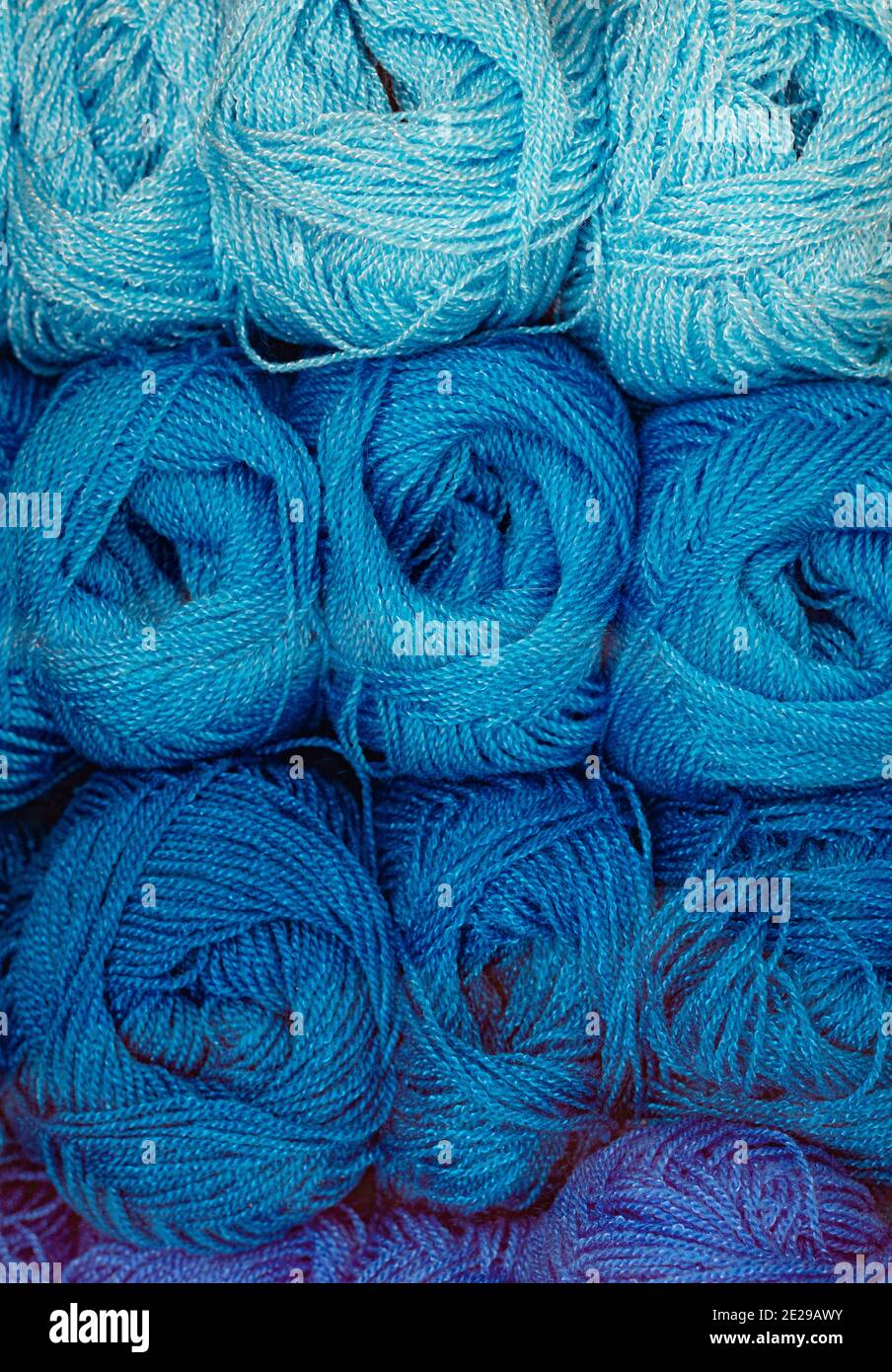 Primo piano filo blu, sfumature diverse Foto Stock