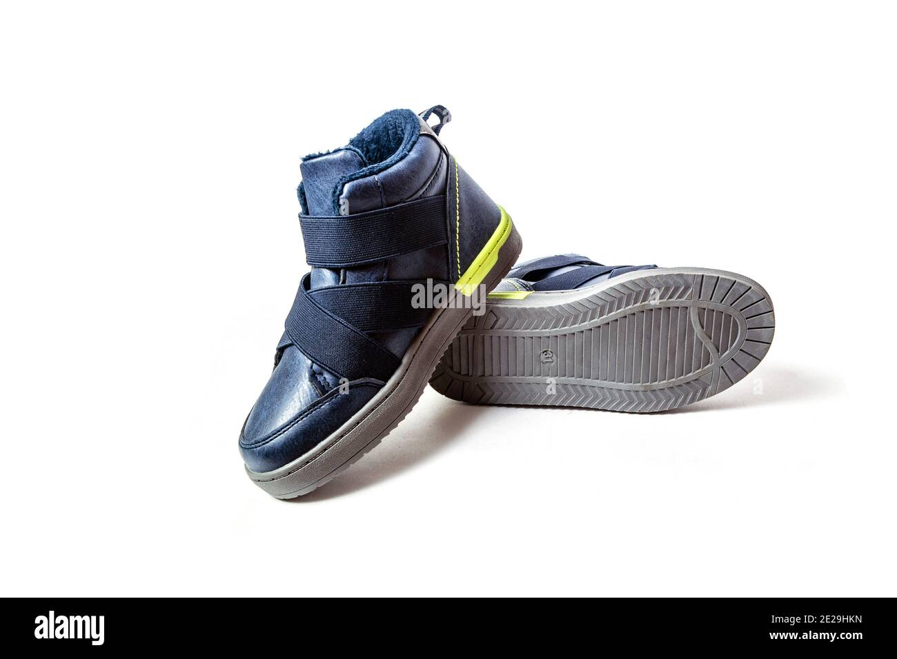 Paio di stivali demi-season blu scuro per bambini Foto Stock