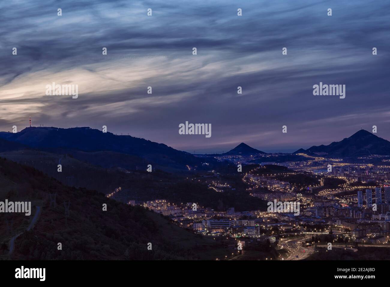 paesaggio urbano della città di bilbao nei paesi baschi Foto Stock