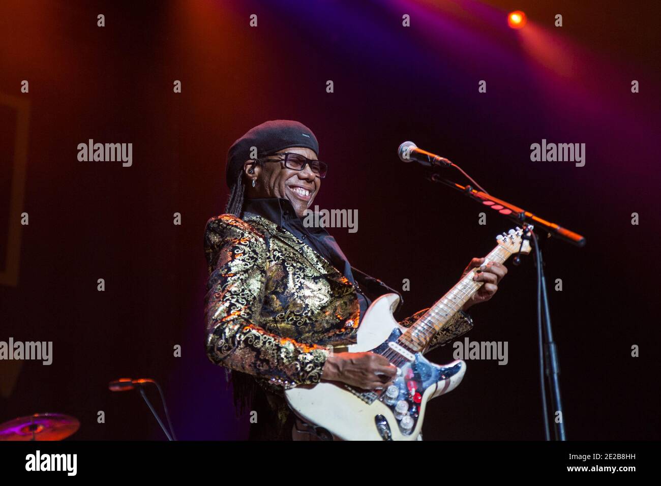 Nile Rodgers ha suonato dal vivo alla Liverpool Music Week, Liverpool, Inghilterra, Regno Unito. Foto Stock