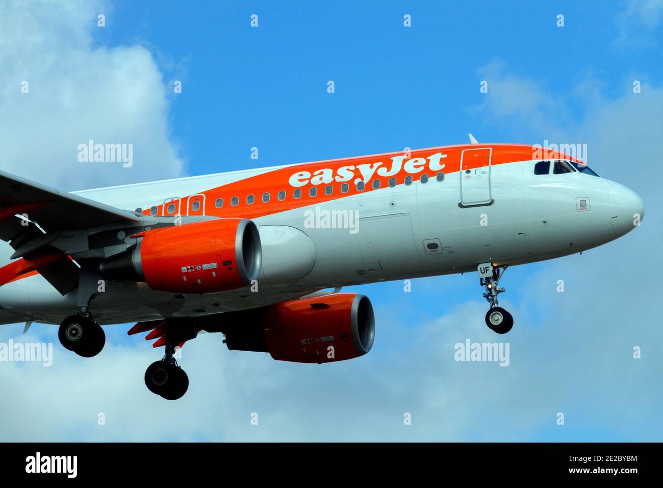 Atterraggio in aereo easyJet Foto Stock