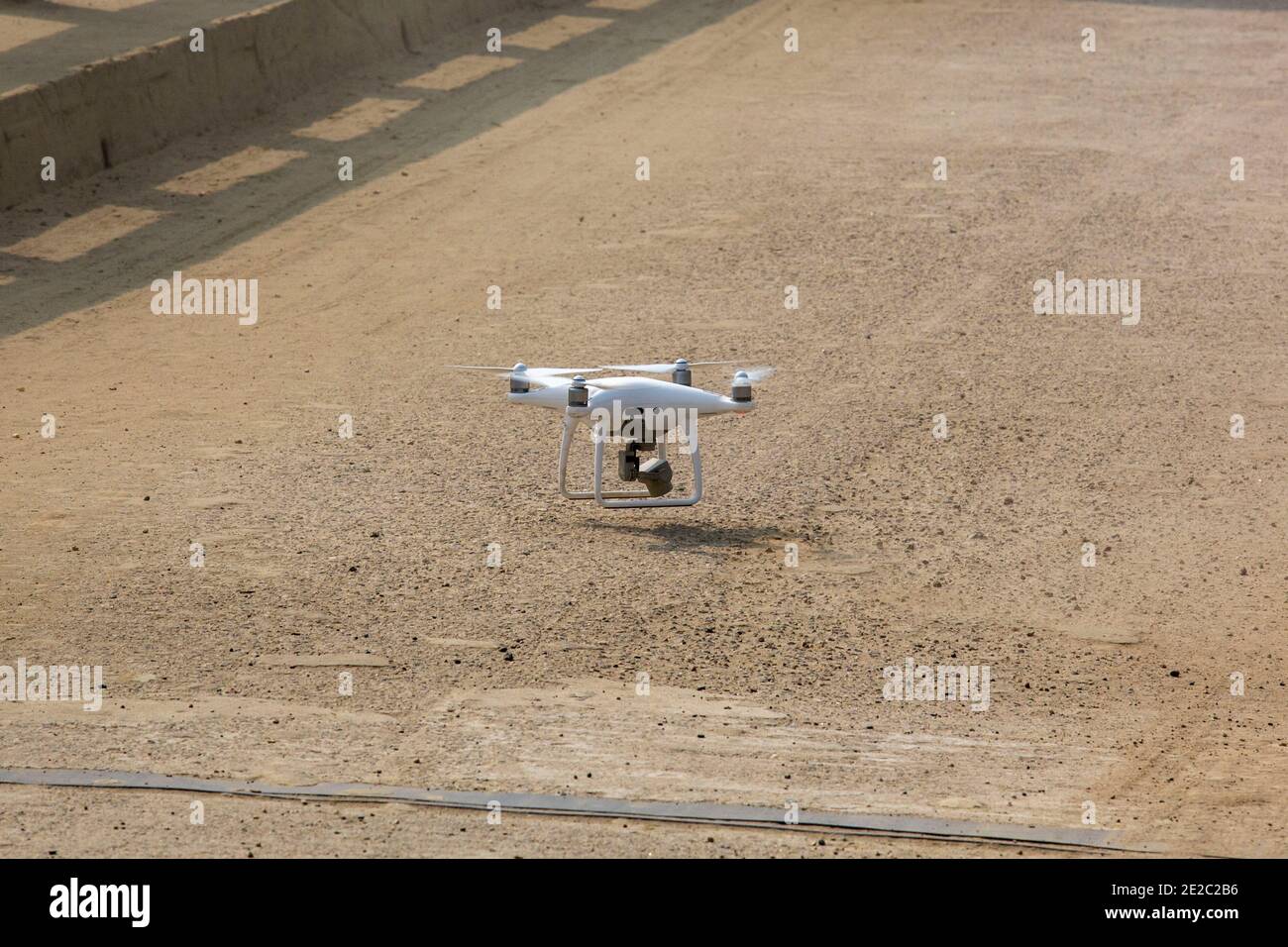 Drone DJI Fantasma in volo Foto Stock