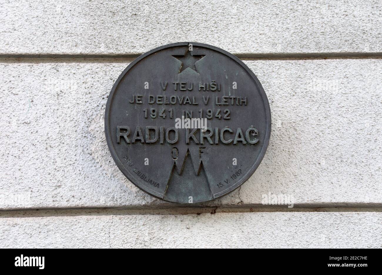 Targa commemorativa di radio Kricac a Lubiana Foto Stock
