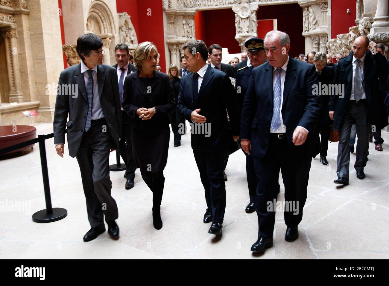 Francois de Mazieres, Valerie Pecresse, il presidente francese Nicolas Sarkozy, Daniel Canepa e Maurice Leroy durante una visita al progetto architettonico della Grande Parigi presso il Museo di architettura e del patrimonio del Palais de Chaillot, riguardante la "Grand Paris" di Parigi, Francia, il 10 ottobre 2011. Foto di Ludovic/piscina/ABACAPRESS.COM Foto Stock