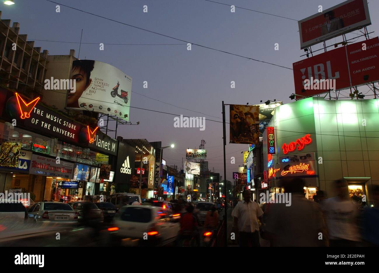 Bangalore è una città dell'India meridionale e la capitale dello stato di Karnataka, India Silicon Valley, India, marzo 2008.Bangalore est une ville du sud de l'Inde et la capitale de l'Etat du Karnataka, Silicon Valley indienne, Inde, Mars 2008. Foto di David Lefranc/ABACAPRESS.COM Foto Stock Bangalore è una città dell'India meridionale e la capitale dello stato di Karnataka, India Silicon Valley, India, marzo 2008.Bangalore est une ville du sud de l'Inde et la capitale de l'Etat du Karnataka, Silicon Valley indienne, Inde, Mars 2008. Foto di David Lefranc/ABACAPRESS.COM Foto Stock