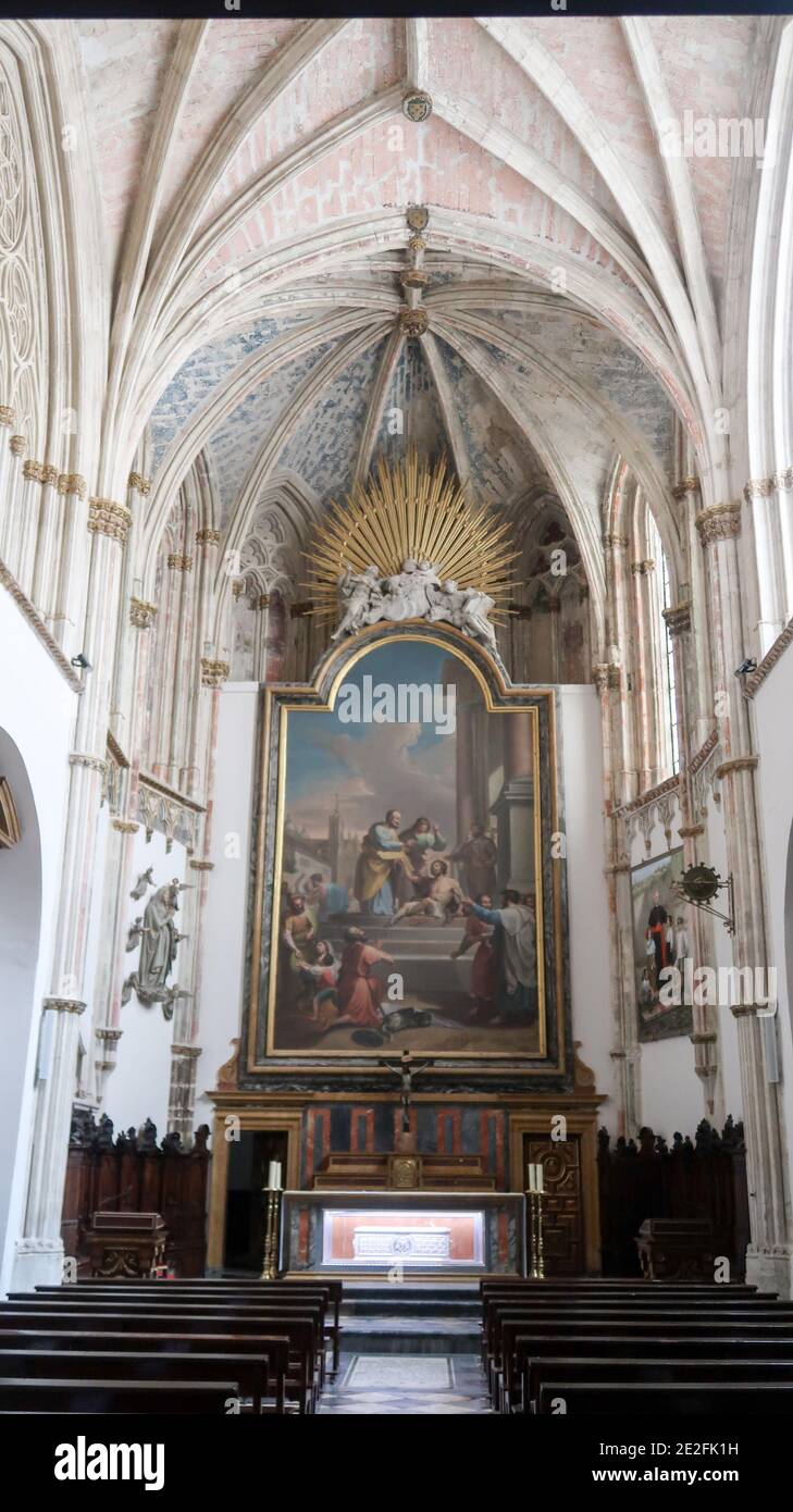 TOLEDO, SPAGNA - 26 dicembre 2020: Toledo, Spagna - 24 - settembre - 2020: Vista interna della cattedrale di Toledo nella storica città medievale Foto Stock