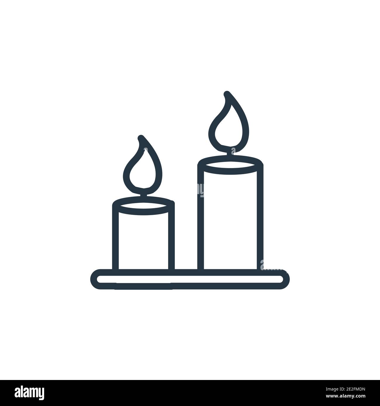 Icona vettoriale delle candele. Sottile linea candele nere icona, vettore  piatto semplice elemento illustrazione da editabile bellezza concetto  isolato su bianco retro Immagine e Vettoriale - Alamy