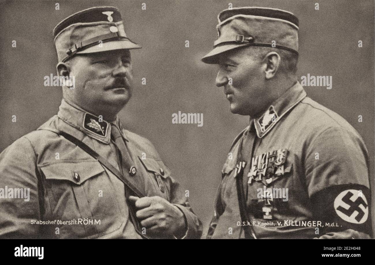 Funzionari tedeschi del partito nazista di alto rango: Ernst Roehm con il membro della SA von Killinger della Brigata dei Freikorps Erhardt. Röhm fu assassinato su Ju Foto Stock