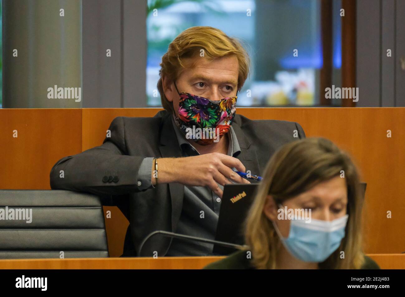 Dottore di Artsen Zonder Grenzen - Medecins sans frontieres Bertrand Draguez ha raffigurato durante una sessione della speciale gestione della pandemia COVID commiss Foto Stock